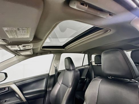 Used 2014 Toyota RAV4 Limited FWD image 25