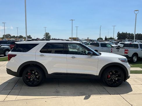 Used 2023 Ford Explorer ST w/ Equipment Group 401A image 5