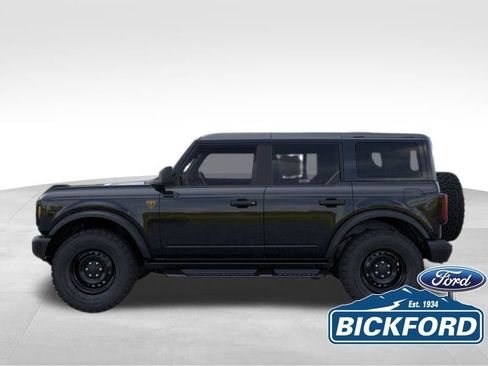 New 2026 Ford Bronco Badlands w/ Black Appearance Package AWD/4WD image 3