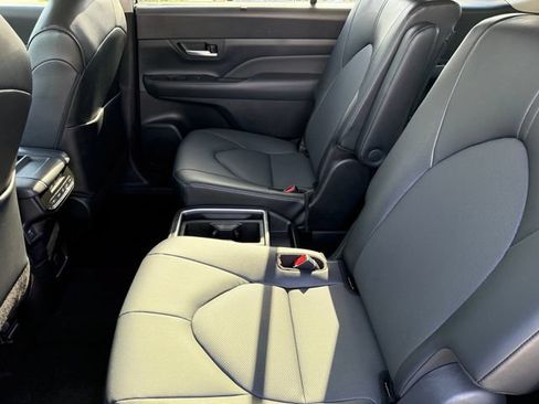 Used 2026 Toyota Grand Highlander FWD image 29