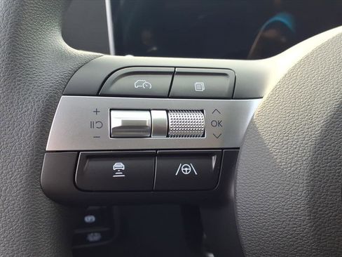 New 2026 Hyundai Tucson Blue SE image 10