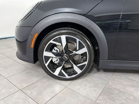 New 2026 MINI Cooper 2-Door Hardtop FWD image 11