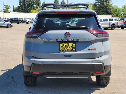 New 2026 Nissan Rogue SV image 5
