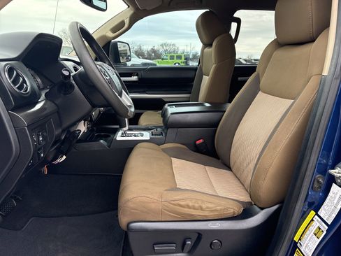 Used 2014 Toyota Tundra SR5 image 10