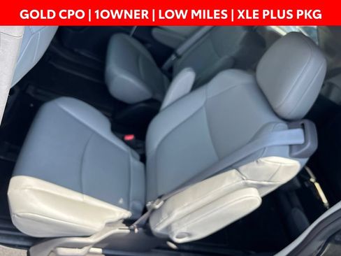 Used 2023 Toyota Sienna XLE w/ XLE Plus Package FWD image 14