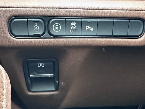 Used 2025 Acura MDX w/ Technology Package image 21