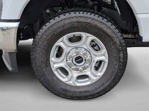 New 2026 Ford F350 XLT w/ 360-Degree Camera Package image 10