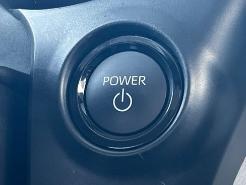 Certified 2026 Toyota Sienna LE FWD image 22