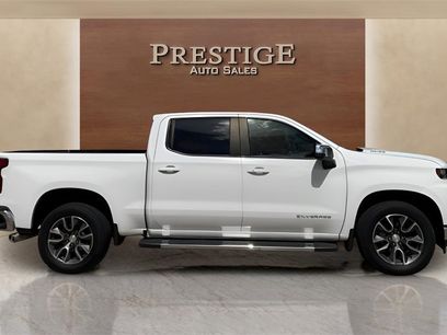 Used 2021 Chevrolet Silverado 1500 LT w/ Convenience Package II