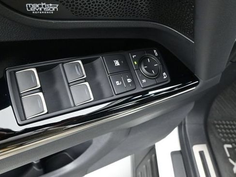 Used 2025 Lexus LX 700h Overtrail AWD/4WD image 10
