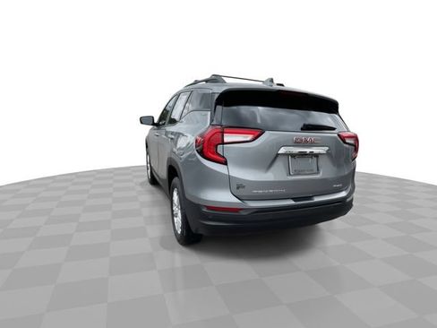 Certified 2024 GMC Terrain SLE w/ Driver Convenience Package AWD/4WD image 6