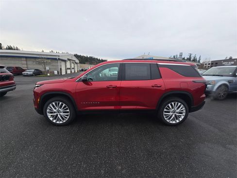 New 2026 Chevrolet Traverse LT image 6