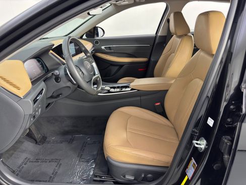 Used 2022 Hyundai Sonata Limited w/ Cargo Package image 15