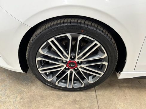 Used 2023 Kia Forte GT w/ GT2 Package FWD image 9