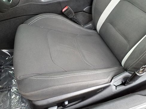 Used 2019 Chevrolet Camaro LT image 26