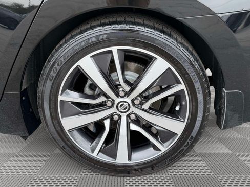 Used 2019 Nissan Maxima 3.5 SL w/ Floor Mat Group FWD image 33