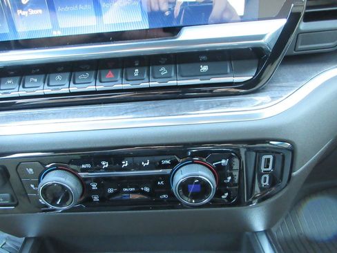 New 2026 Chevrolet Silverado 1500 LTZ w/ LTZ Premium Package image 35