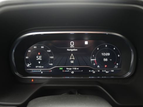 Used 2022 GMC Yukon XL SLE image 30