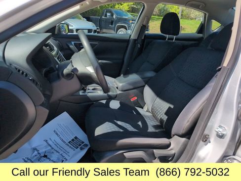 Used 2017 Nissan Altima 2.5 S FWD image 10