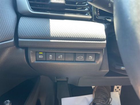 Used 2026 Toyota Camry SE FWD image 15