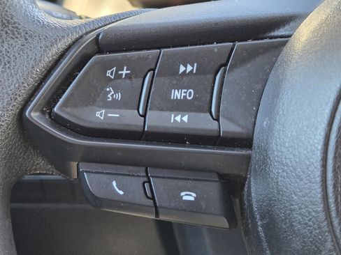 Used 2020 Toyota Yaris LE image 23