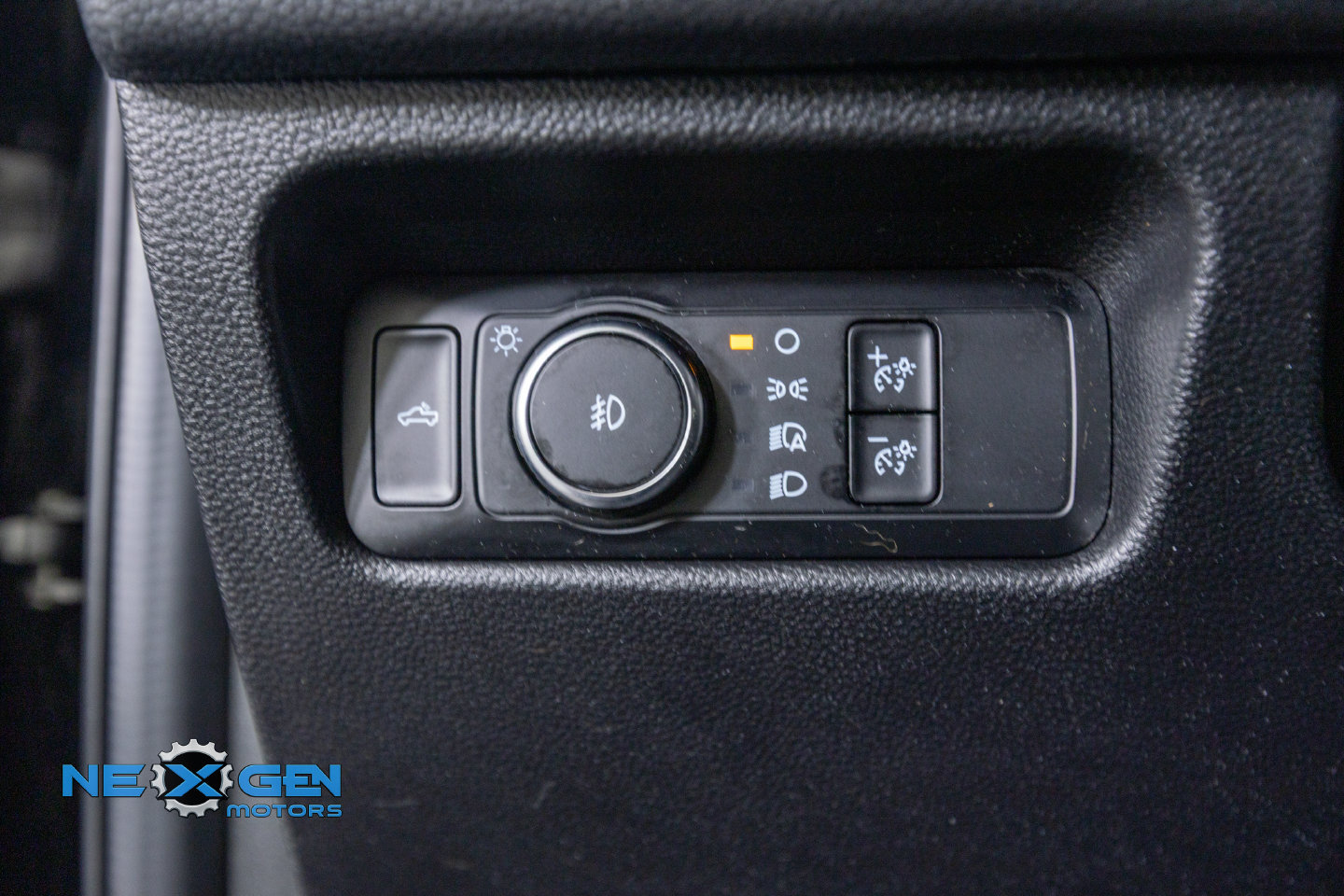 Used 2024 Ford Ranger XLT w/ Equipment Group 301A High AWD/4WD image 16