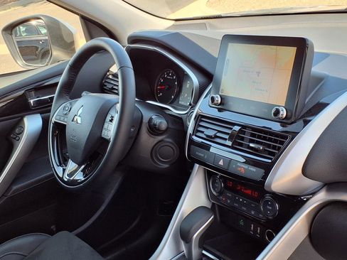 Used 2025 Mitsubishi Eclipse Cross SE image 12