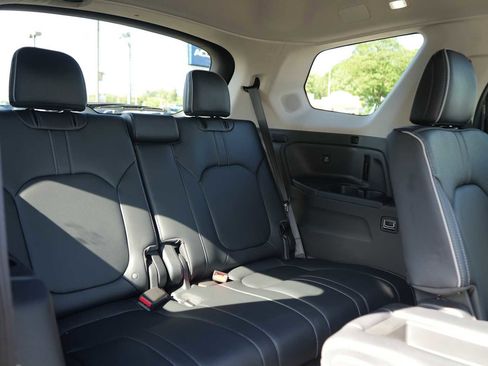 Used 2023 Honda Pilot Elite image 37