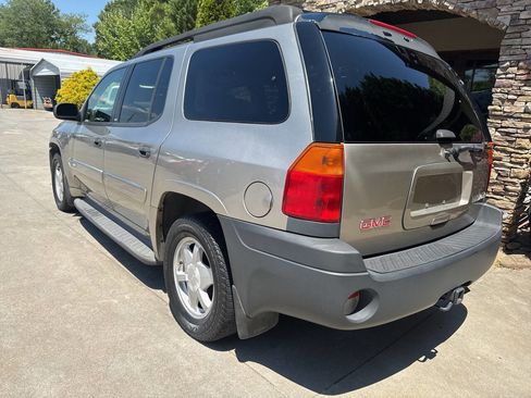 Used 2003 GMC Envoy XL SLE RWD image 2