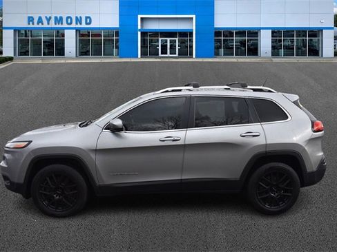 Used 2015 Jeep Cherokee Limited image 6