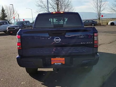Used 2023 Nissan Frontier SV w/ SV Convenience Package image 7