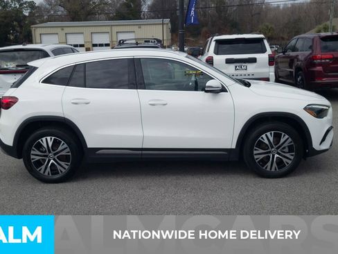 Used 2025 Mercedes-Benz GLA 250 4MATIC image 4