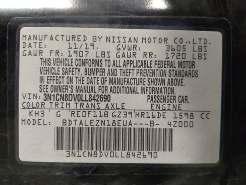 Used 2020 Nissan Versa S FWD image 33