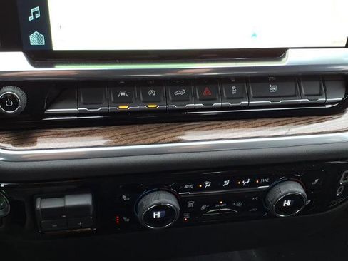 New 2026 Chevrolet Silverado 1500 LT image 23