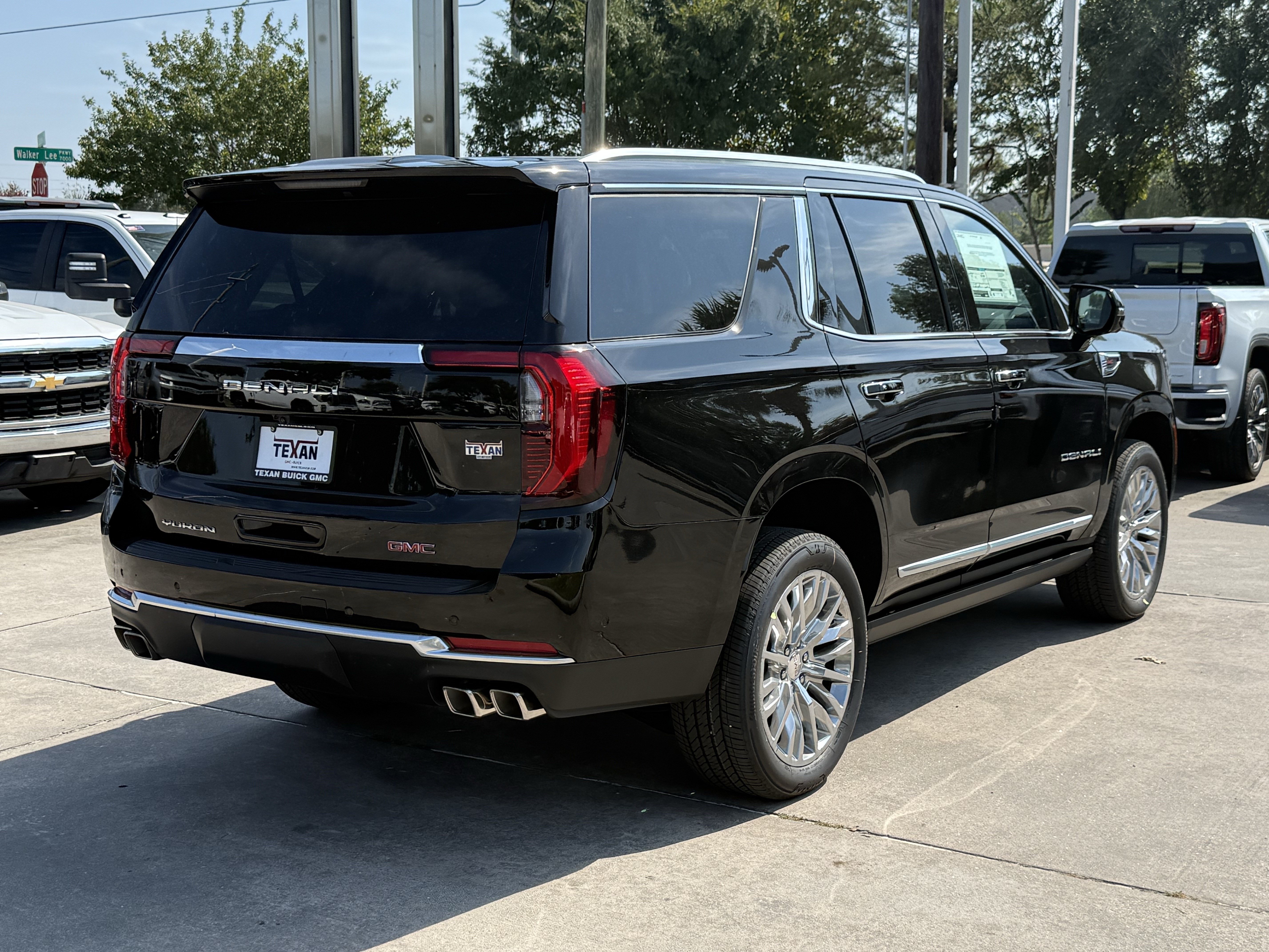 New 2027 GMC Yukon Denali w/ Sun & Power Step Package RWD image 5