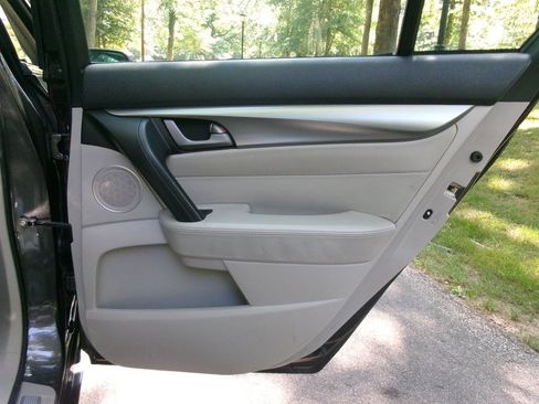 Used 2010 Acura TL w/ Technology Package FWD image 18