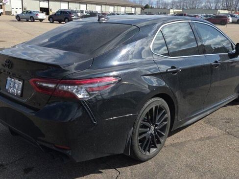 Used 2022 Toyota Camry XSE image 6
