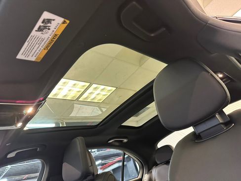 Used 2023 Mercedes-Benz C 300 4MATIC Sedan image 32