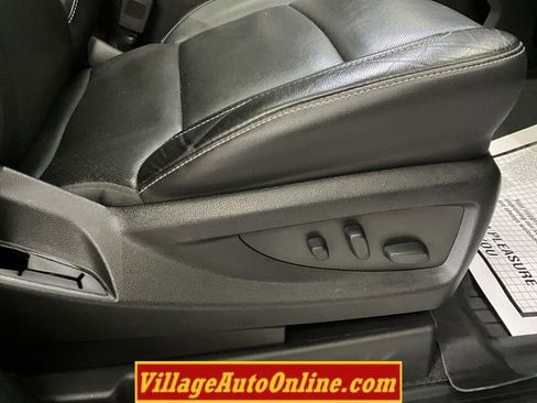 Used 2018 GMC Sierra 1500 SLT AWD/4WD image 38