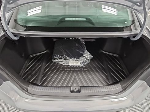 Used 2025 Honda Accord Sport image 35