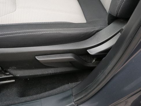 Used 2023 Subaru Forester AWD/4WD image 19