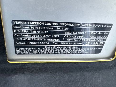 Used 2017 Nissan Rogue SL FWD image 21