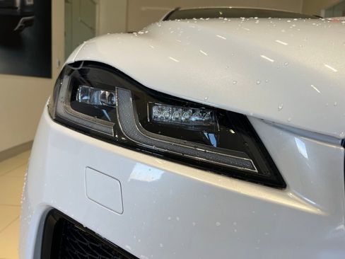 New 2026 Jaguar F-PACE R-Dynamic S image 9