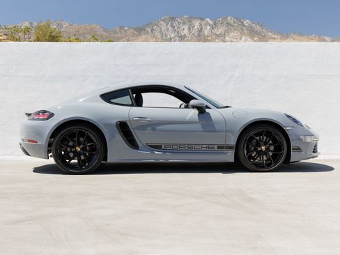 Certified 2025 Porsche 718 Cayman RWD image 8