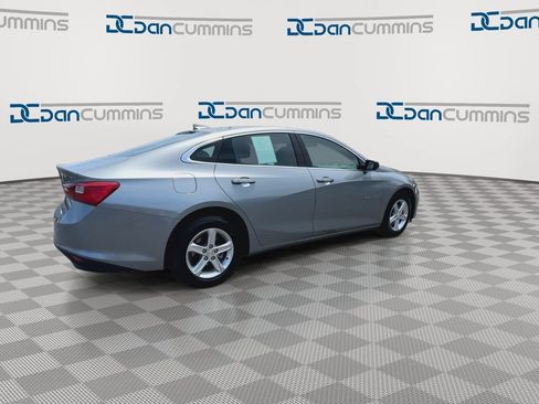 Used 2024 Chevrolet Malibu LT FWD image 9