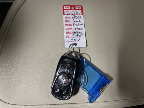 Used 2023 Buick Enclave Premium w/ Experience Buick Package image 27