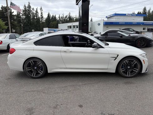 Used 2015 BMW M4 Coupe RWD image 5