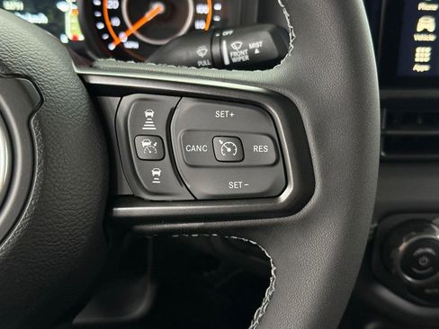 New 2025 Jeep Gladiator Sport w/ Premium Package image 31