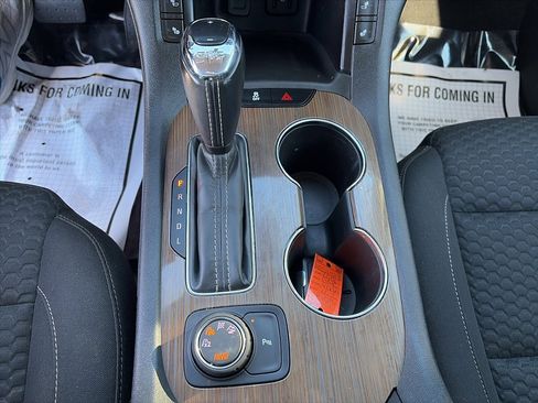 Used 2018 GMC Acadia SLE w/ Driver Alert Package I image 27