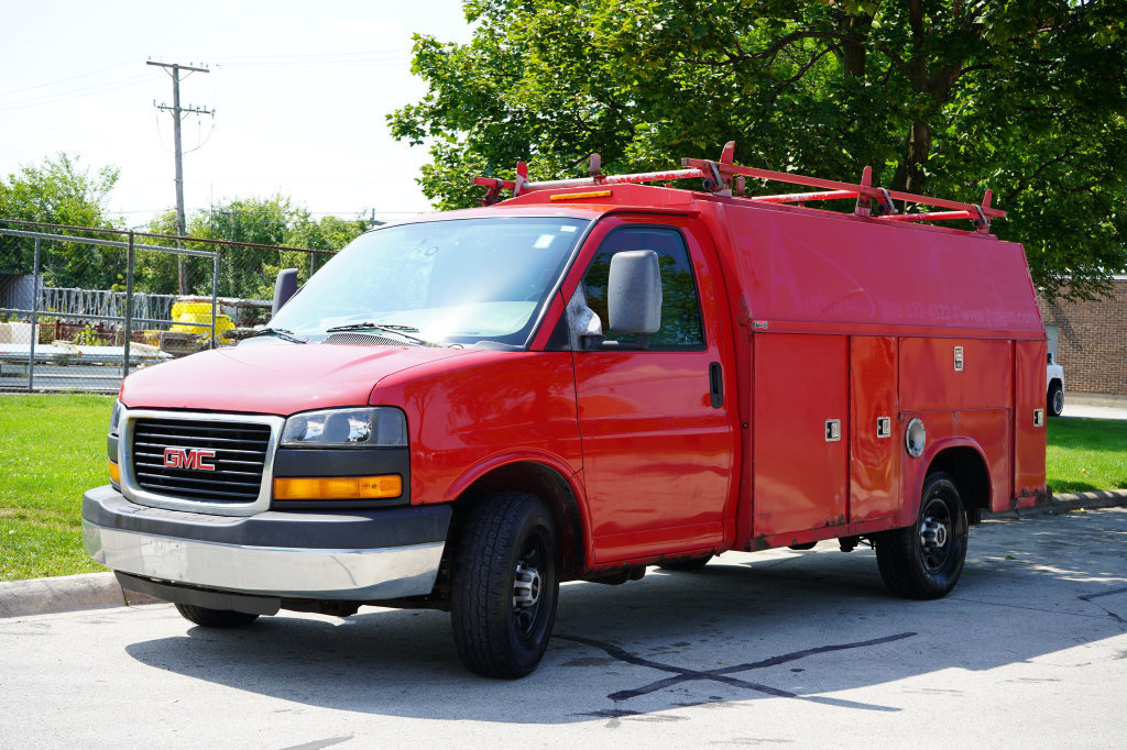 Used 2014 GMC Savana 3500 RWD image 3